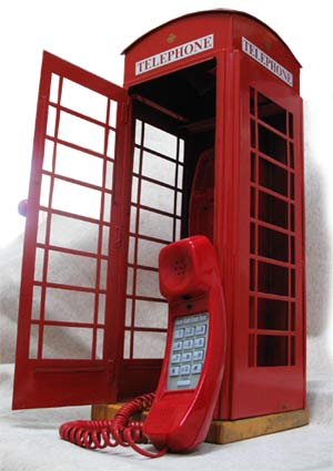 Escala 1:5 de la tradicional cabina telefónica inglesa